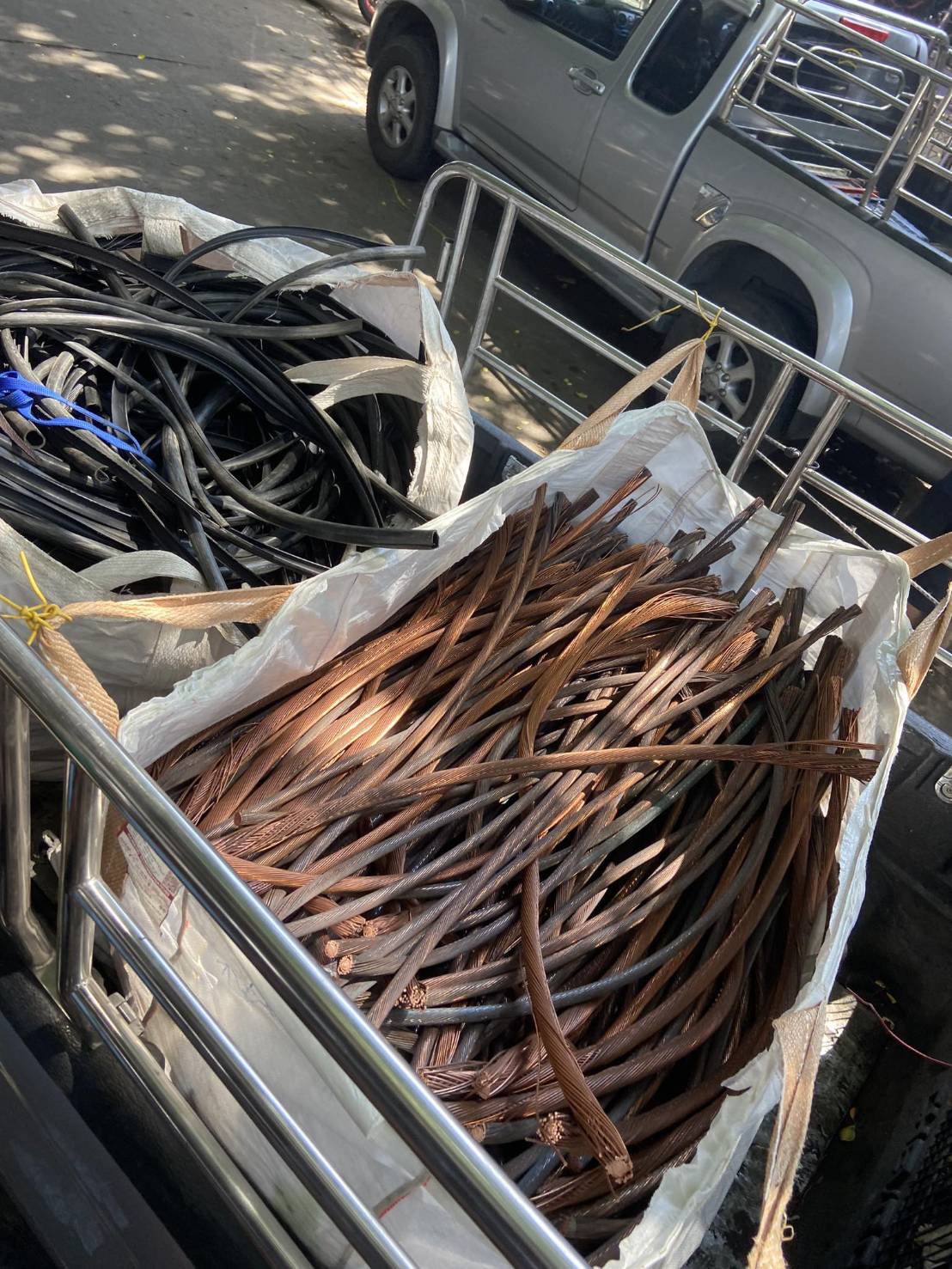 1 - https://กันตพงศ์รับซื้อแอร์เก่า.com | กันตพงศ์รับซื้อแอร์เก่า - บริการรับซื้อแอร์เก่าทุกสภาพ เรารับซื้อถึงที่ทั่วประเทศ ประเมินราคาให้ก่อนตกลงขาย เรามีทีมงานถอดแอร์มืออาชีพ รับซื้อแอร์เก่าทุกสภาพ รับซื้อแอร์เก่าจำนวนมาก ให้ราคาสูง ไม่กดราคา