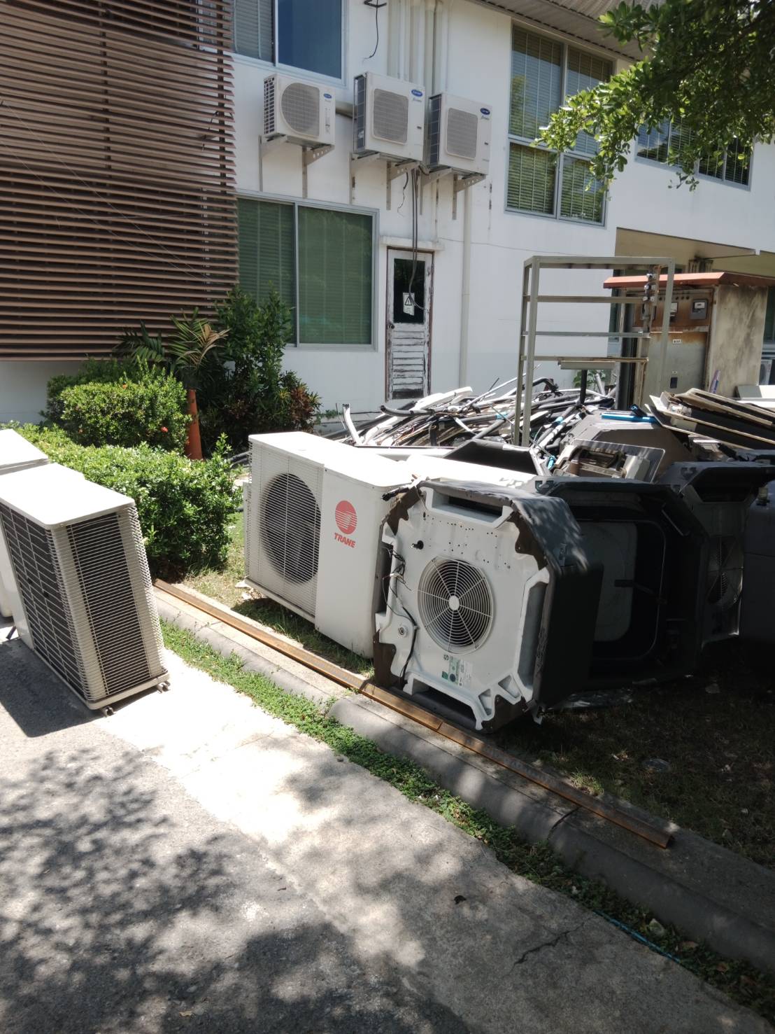 4 - https://กันตพงศ์รับซื้อแอร์เก่า.com | กันตพงศ์รับซื้อแอร์เก่า - บริการรับซื้อแอร์เก่าทุกสภาพ เรารับซื้อถึงที่ทั่วประเทศ ประเมินราคาให้ก่อนตกลงขาย เรามีทีมงานถอดแอร์มืออาชีพ รับซื้อแอร์เก่าทุกสภาพ รับซื้อแอร์เก่าจำนวนมาก ให้ราคาสูง ไม่กดราคา